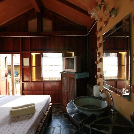 J&J Guesthouse Sukhothai Zimmer foto